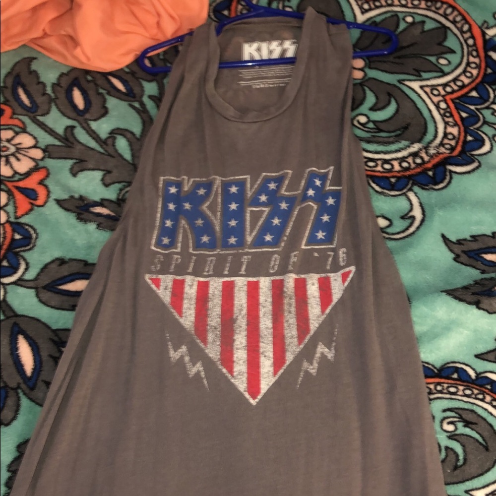 Kiss tank top